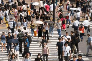 竞争激烈！目前西汉姆升第六，曼联、布莱顿、纽卡、蓝军分列7-10